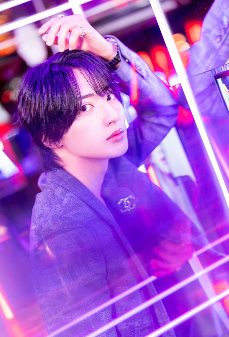 【ATOM-TOKYO-】美波 駿佑 異色の経歴を持つ男が、ホストという職業にどんな“本質”を見出したのか――今、その答えが明かされる。