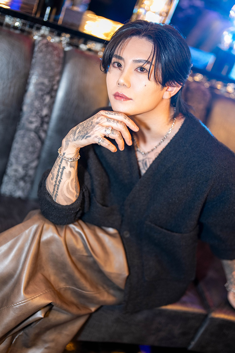 【PRISM】舞緒 “究極の接客業”を生きる、リアリストホストの現在地