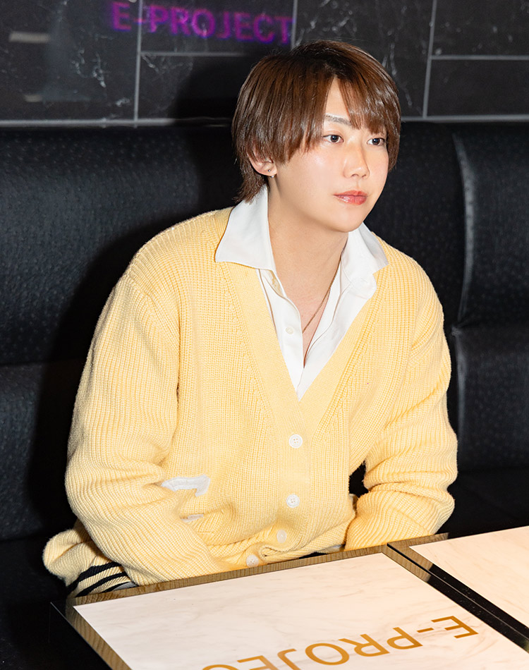 【AMBERS】 飛鳥 えいた 音楽×ホスト。2つの夢を追い続けるこれから