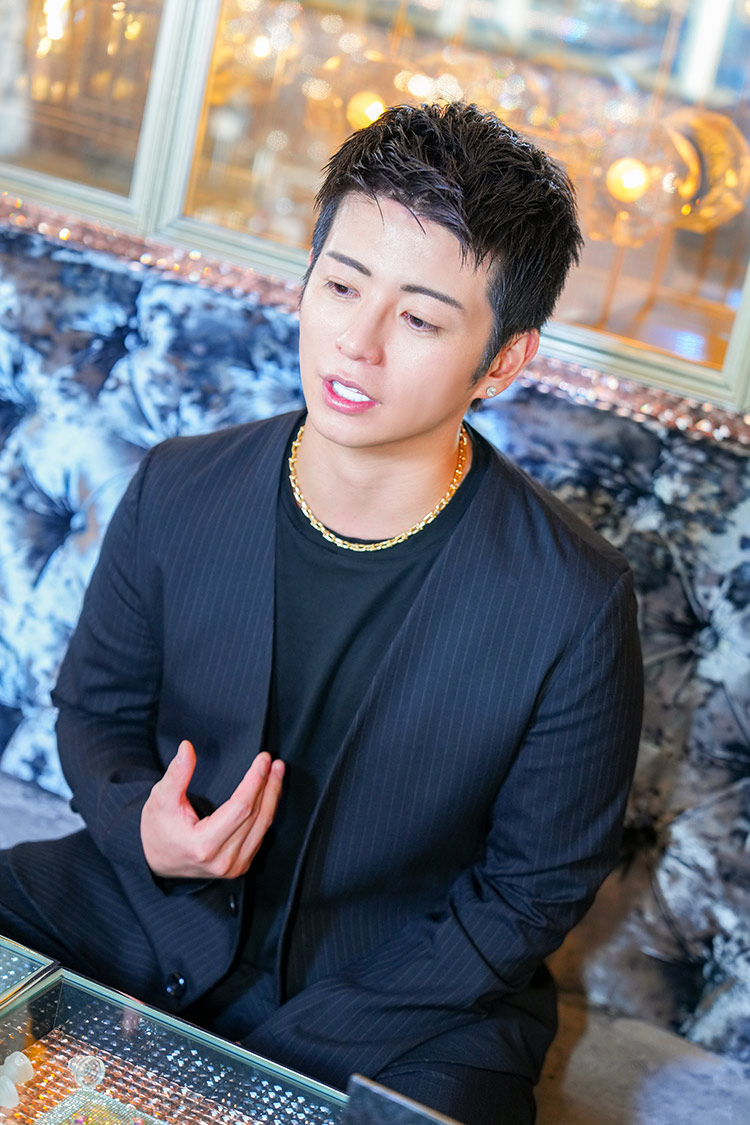 【RED/PRISM】を動かす男。 "ブリ大根KAKERU" 売れない2年が最強のプロデュース力を作った。