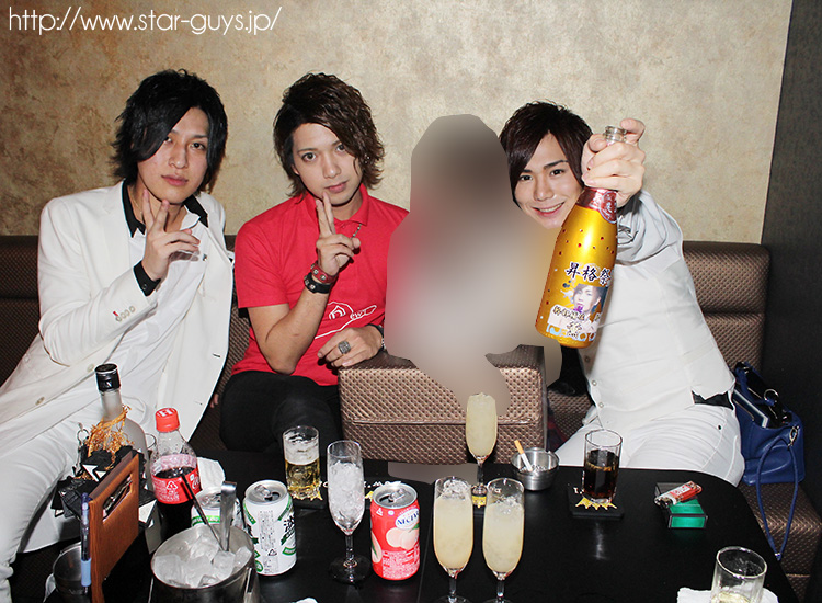 イベント Dewl 橘 薫 幹部補佐 祐 幹部補佐 昇格祭 Dewl デュール 歌舞伎町 ホストクラブ紹介 ホスト求人 スターガイズ