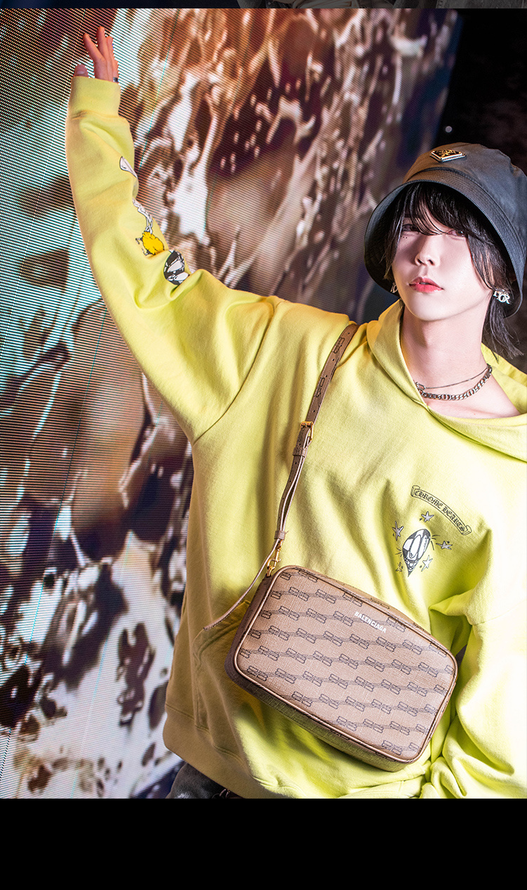 名古屋で存在感を放つ──『ALZA』の精鋭3名がグラビアに登場！