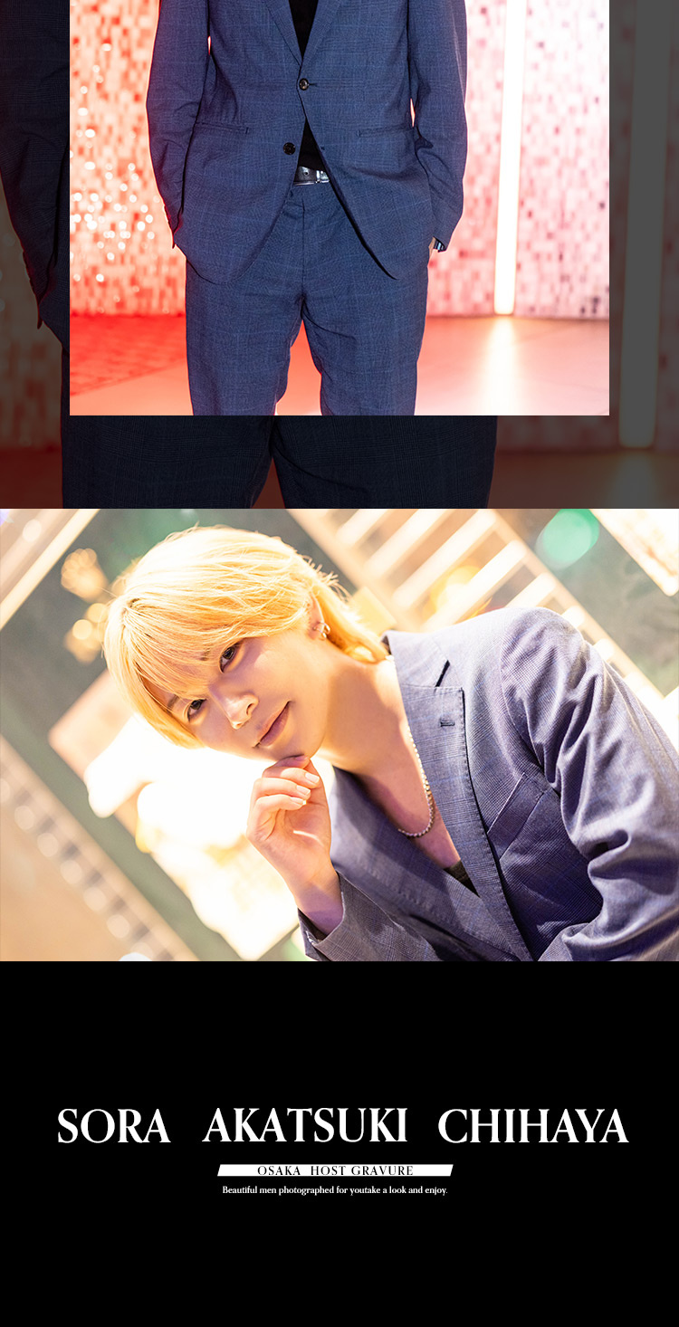 都会に舞い降りるばっちりスーツの美男たち。ミナミ『GENTLY GREED』の美形3人組がグラビアに登場!!