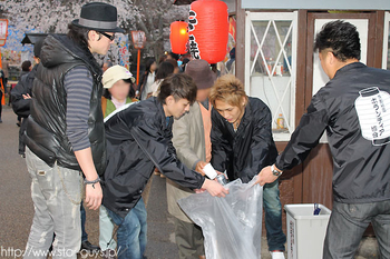 祇園ボランティア協会 IN 円山公園清掃作業