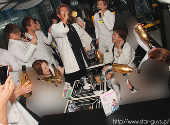 Spica White Party