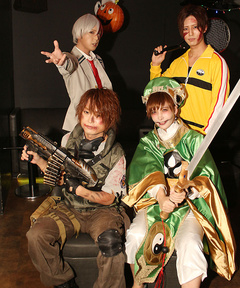 キャラクターっぽくポーズ♪