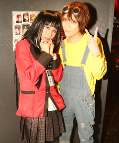 ポーズも最高にかわいい二人組☆