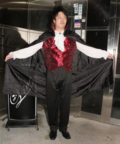 貴女の血を求めて今宵も街にお出かけ