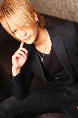 Labyrinth 龍斗