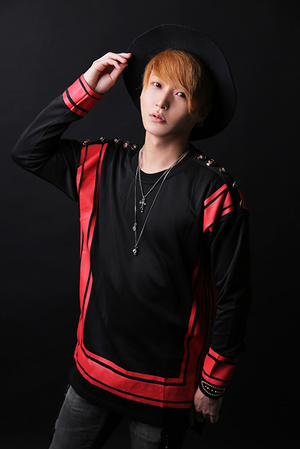 ЯE:THM TWICE 梓