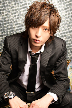 WHITE Riku