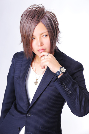 BLACK 1st 那希