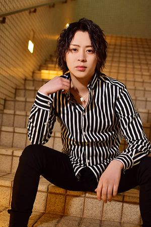 BLUE 隼人