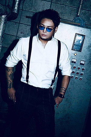 Mr.GOLD 藍咲 ナオキ