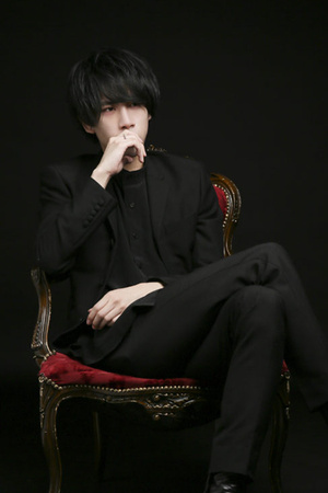 KING まお