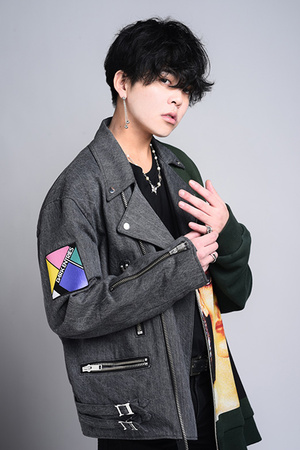 Shiny 龍一