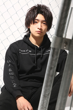 GMC 侑李