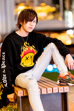 VERTEX ATSUSHI