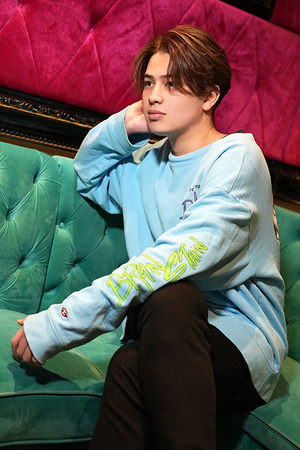 日向 ACQUA 大阪 ミナミ