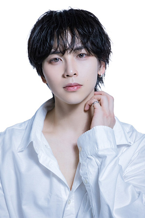 夜咫 烏 YGGDRASILL 歌舞伎町