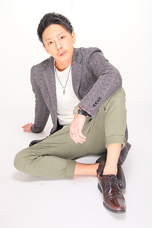 Athena 桐島 楓斗