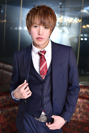 Reazy 琥珀 蘭