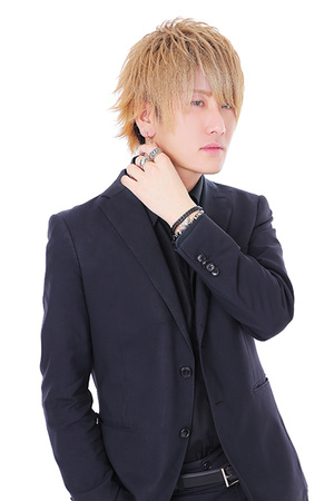Stylish club VERTU 神谷 翼