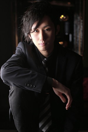 Rolf 猿飛 穏乃
