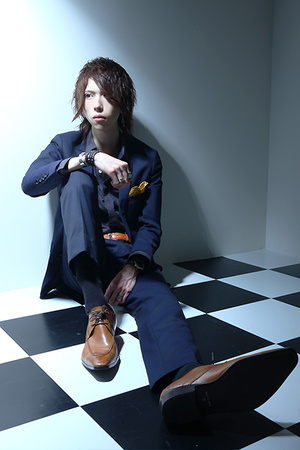 TOP DANDY I-OS 天咲 怜