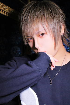 Antique 蓮