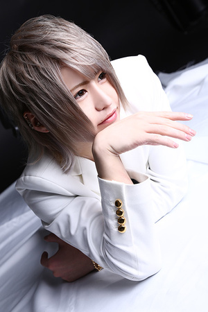 Dewl 山田 太郎