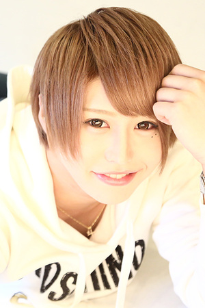 Dewl 山田 太郎