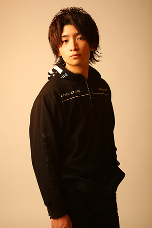 GMC 侑李