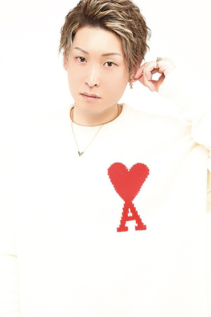 ALMOND 侑士