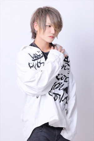 As ONE 優梨