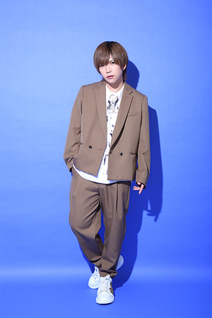 BLUE 迅
