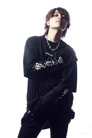 悠星 In Brand