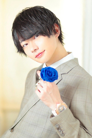 YOUTH 日高 瑠依