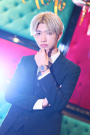 佐野 万次郎 ACQUA 大阪 ミナミ