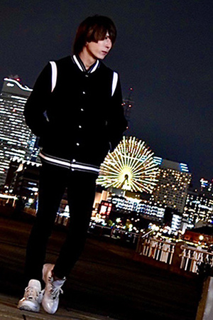 Four Nine 央