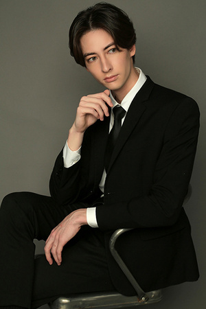 TOP DANDY LEIZI