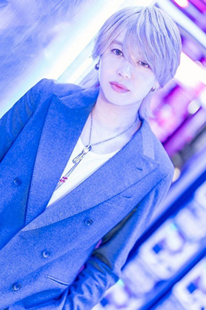 リク BLUE 歌舞伎町
