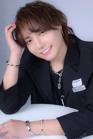 碇 シンジ YGGDRASILL 歌舞伎町