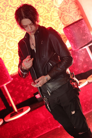 大和 仁 GENESIS 大阪 ミナミ