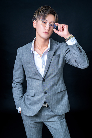 虎 MERRY GO ROUND 本店 大阪 ミナミ