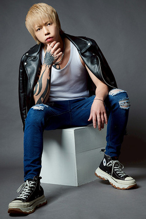 AWAKE 雷人AWAKE 雷人