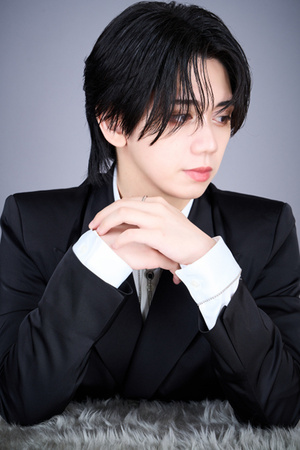 月島 薫 APiTS 歌舞伎町