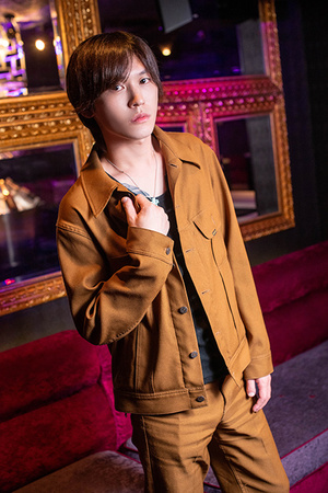 エイト CHARISMA 岐阜