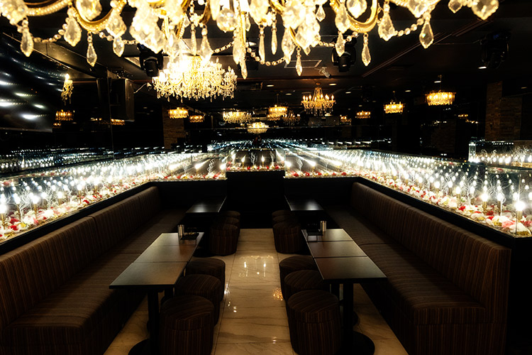 大阪 ミナミ BLEACH ブリーチ